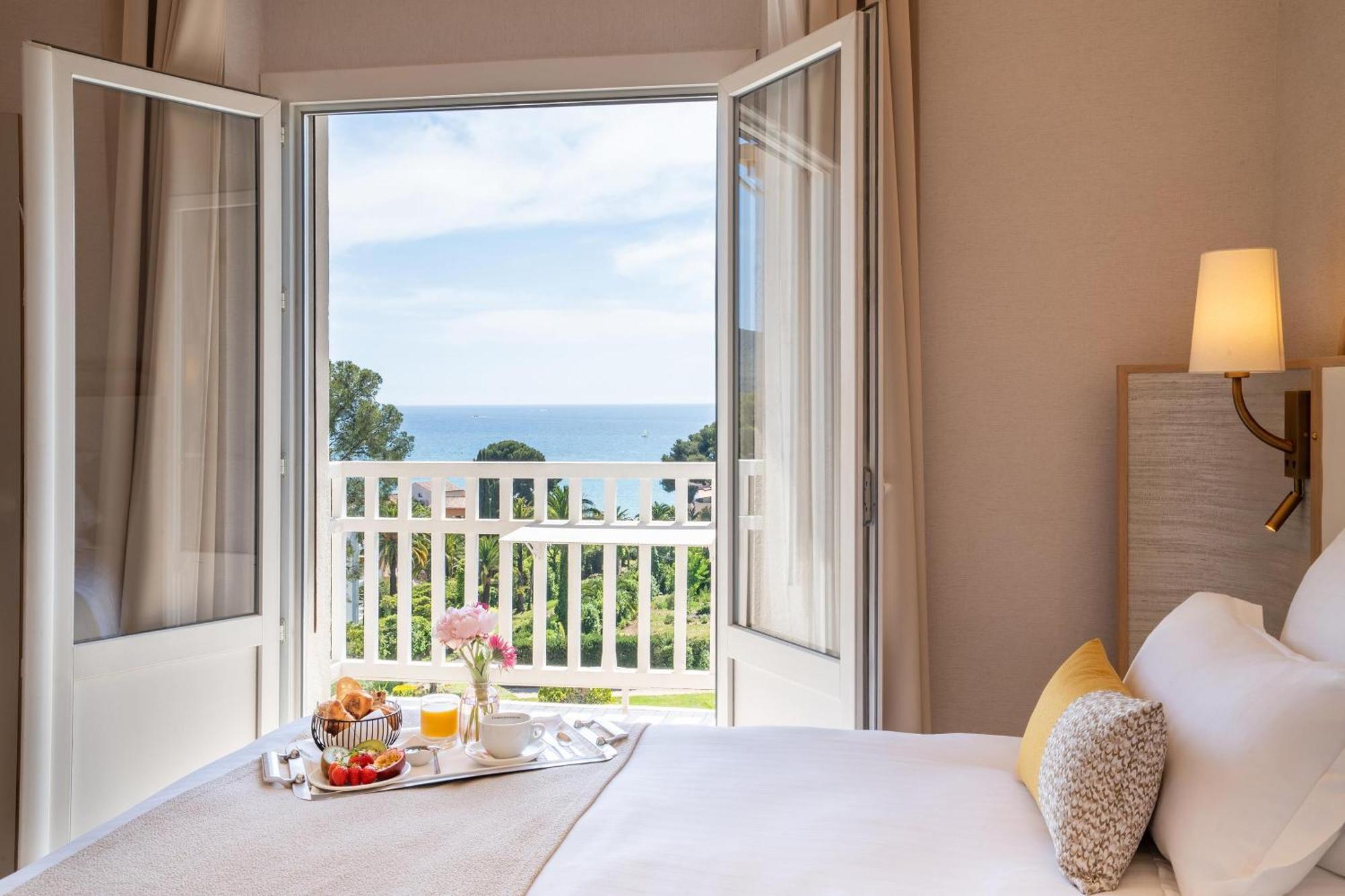 Grand Des Lecques; Bw Signature Collection 3*