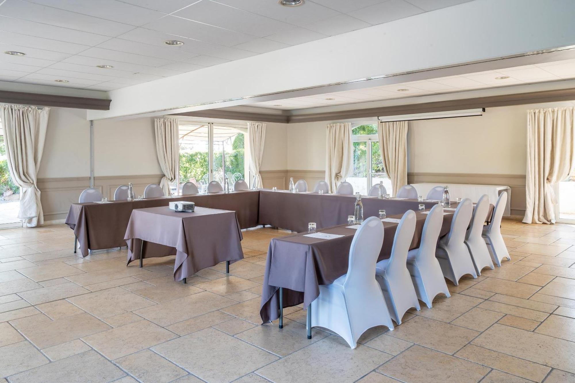 Grand Des Lecques; Bw Signature Collection 3*