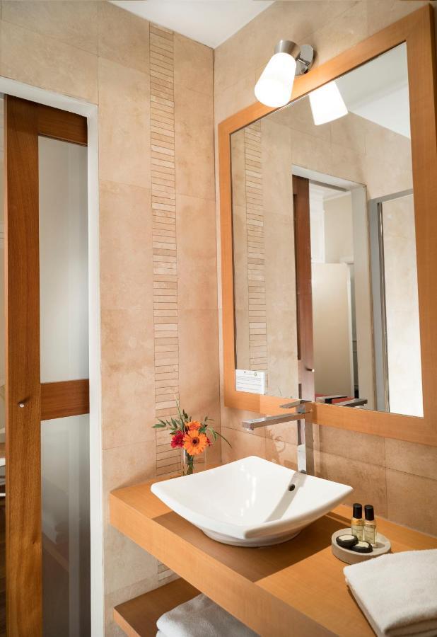 Grand Des Lecques; Bw Signature Collection 3*
