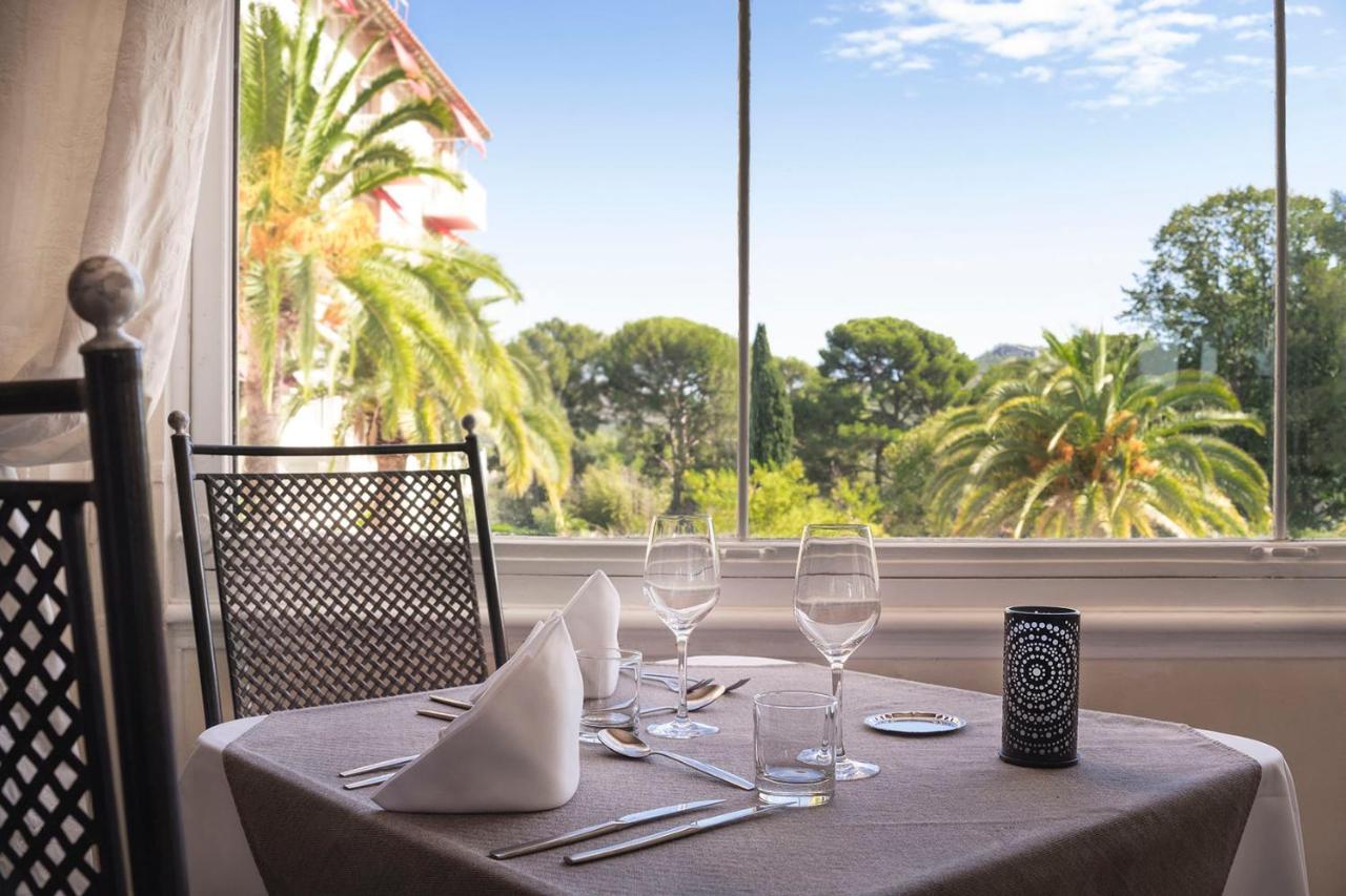 Grand Les Lecques Hotel 3*