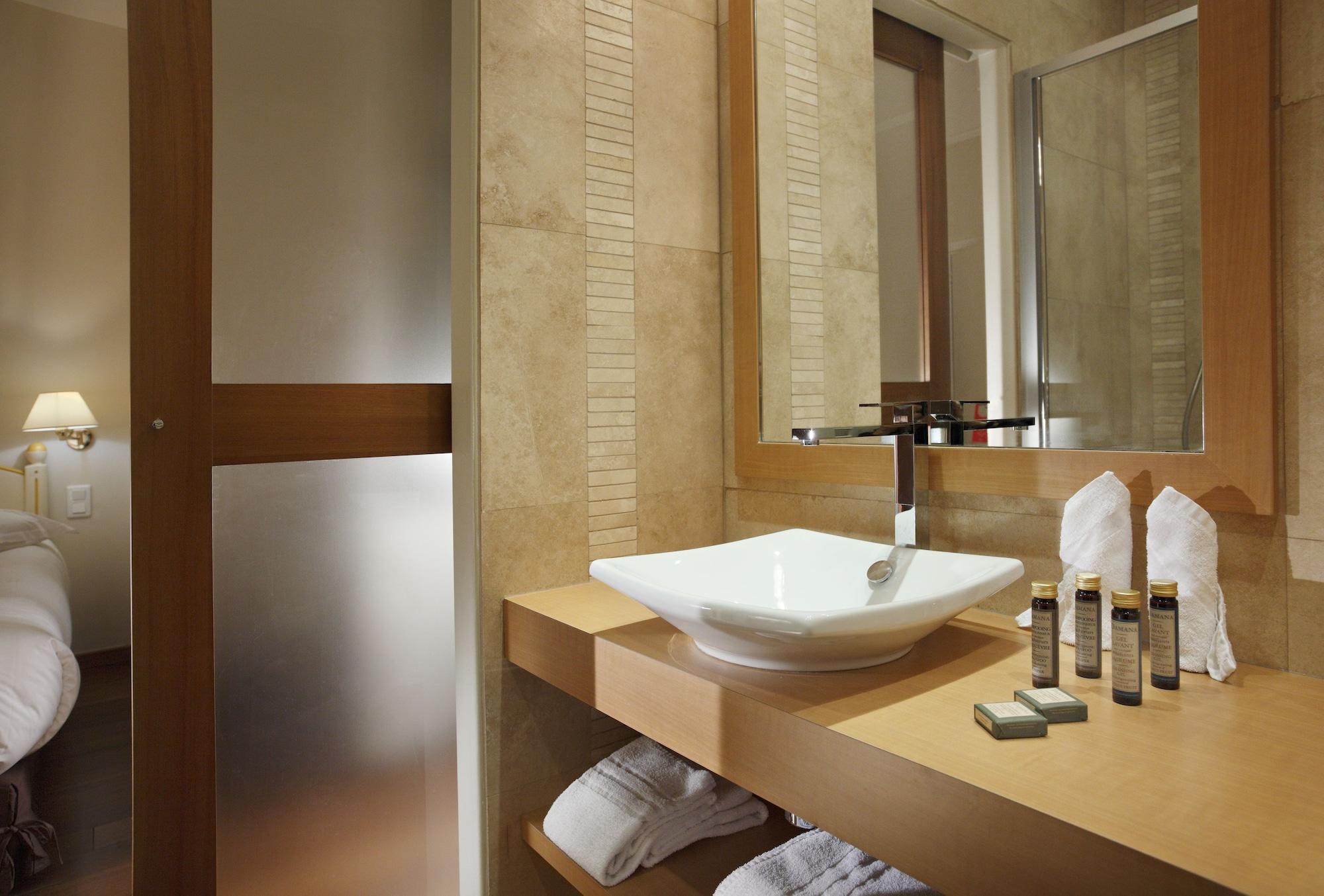 Hotel Grand Les Lecques Saint-Cyr-sur-Mer