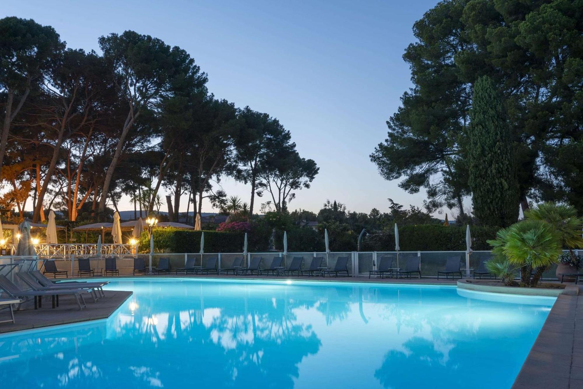 Hotel Grand Les Lecques Saint-Cyr-sur-Mer