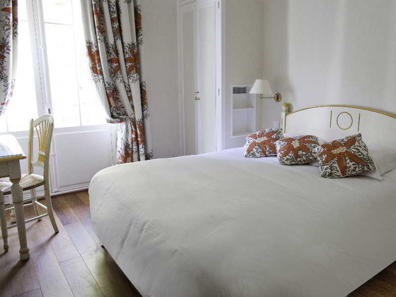 Hotel Grand Les Lecques 3*