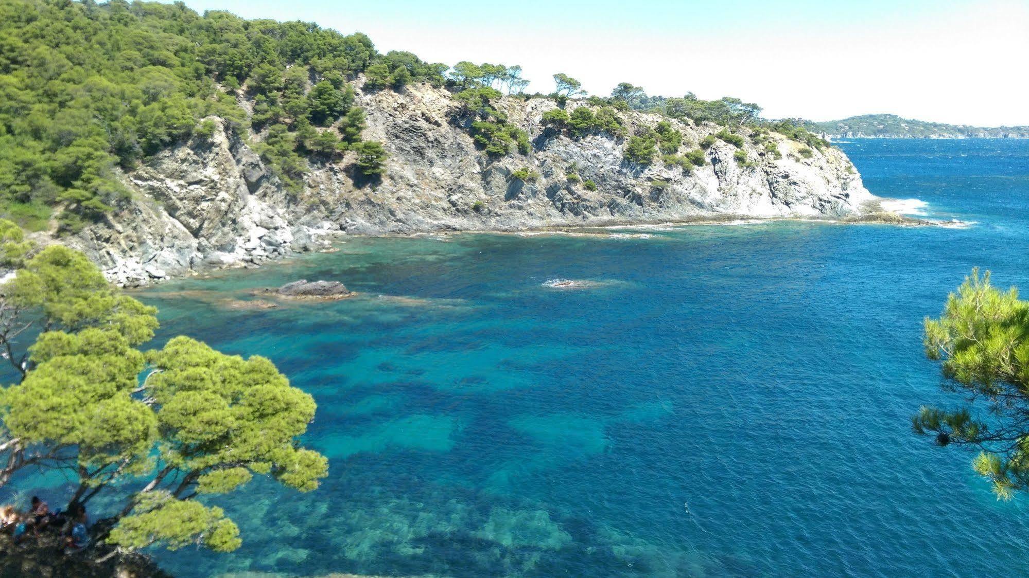 Hotel Grand Les Lecques 3*